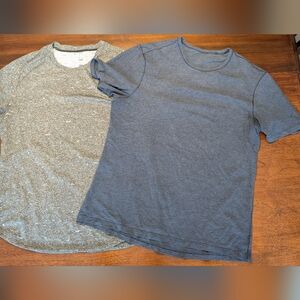 Men's Lululemon Gray and Blue T-Shirt Set